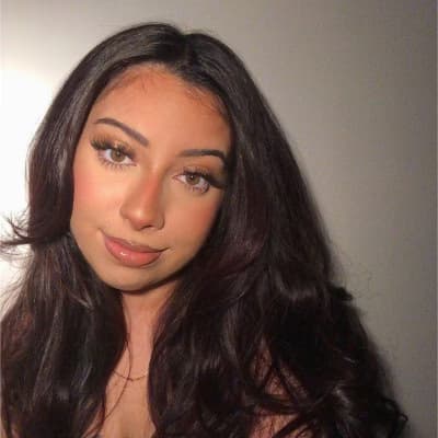 Profile photo of Ava, Biology tutor at Wiingy 