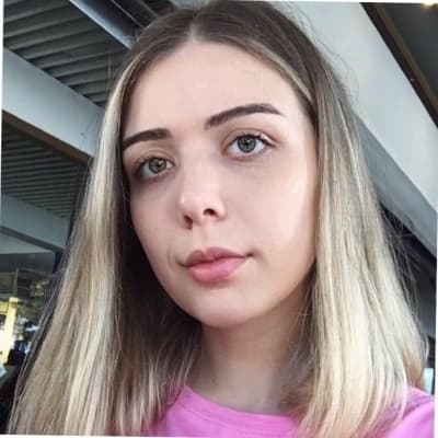 Profile photo of Aviana, Biology tutor at Wiingy 