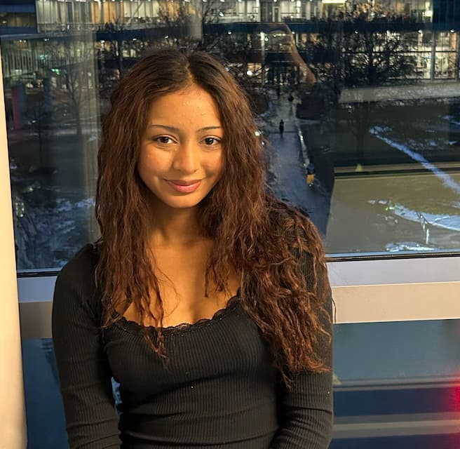 Profile photo of Ayra, Science tutor at Wiingy 