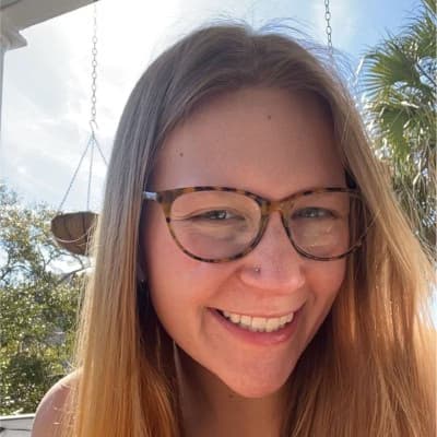 Profile photo of Beatrice, Guitar tutor at Wiingy 