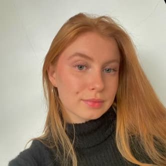 Profile photo of Camille, Physics tutor at Wiingy 