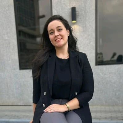 Profile photo of Celine	, Engineering tutor at Wiingy 