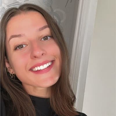 Profile photo of Celine , Architecture tutor at Wiingy