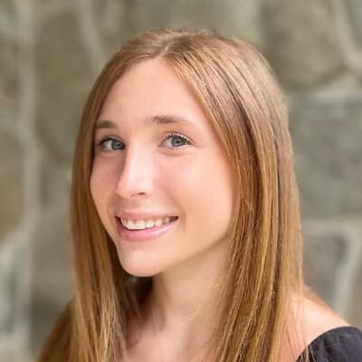 Profile photo of Ceridwen, Mathematics tutor at Wiingy 