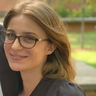 Profile photo of Clara, AP tutor at Wiingy 