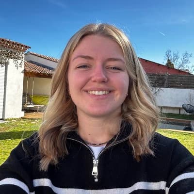 Profile photo of Cora, Computer Science tutor at Wiingy