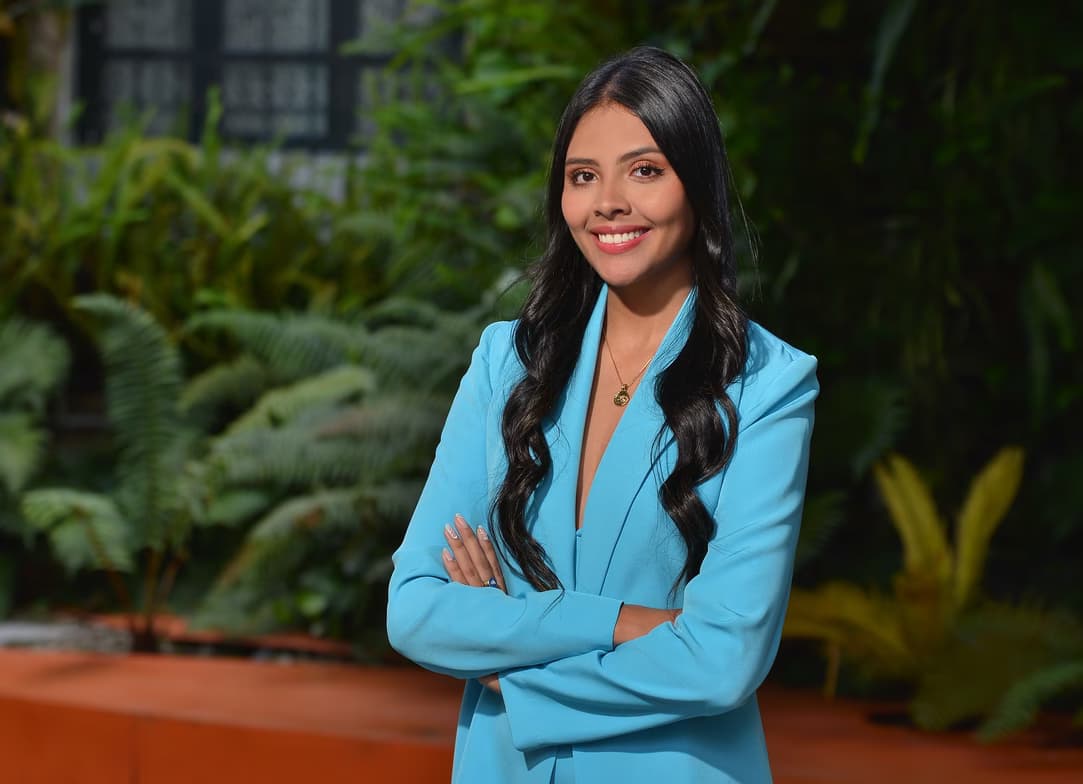 Profile photo of Laura, Singing tutor at Wiingy 