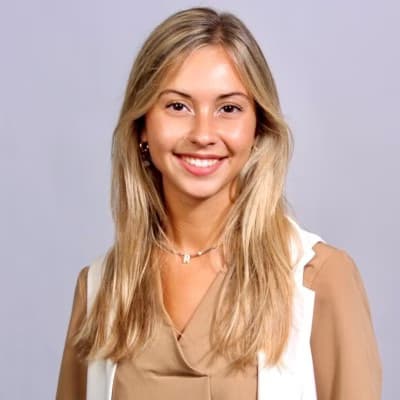 Profile photo of Cybele, Physics tutor at Wiingy 