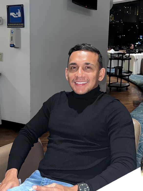 Profile photo of Carlos, Spanish tutor at Wiingy 