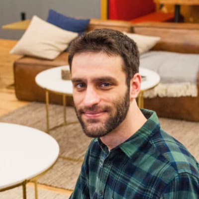 Profile photo of Damian, Physics tutor at Wiingy 