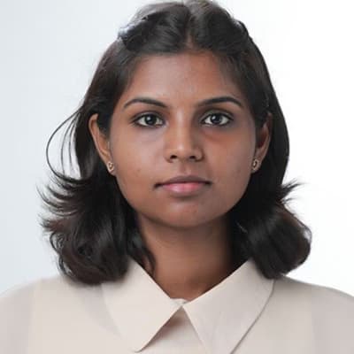 Profile photo of Damini, Hindi tutor at Wiingy 