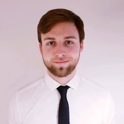 Profile photo of Desmond, Guitar tutor at Wiingy 