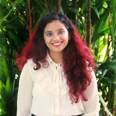 Profile photo of Devika, Yoga tutor at Wiingy