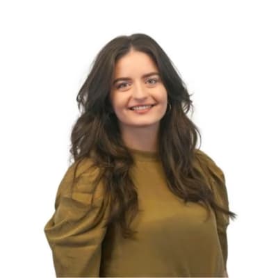 Profile photo of Eira, Biology tutor at Wiingy 