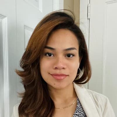 Profile photo of Elara, Biology tutor at Wiingy 