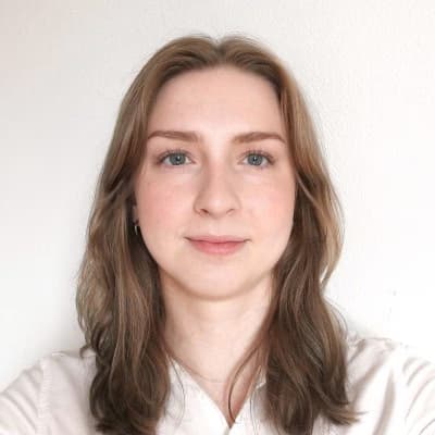 Profile photo of Elise	, AP tutor at Wiingy 