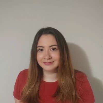 Profile photo of Eliza, Biology tutor at Wiingy 