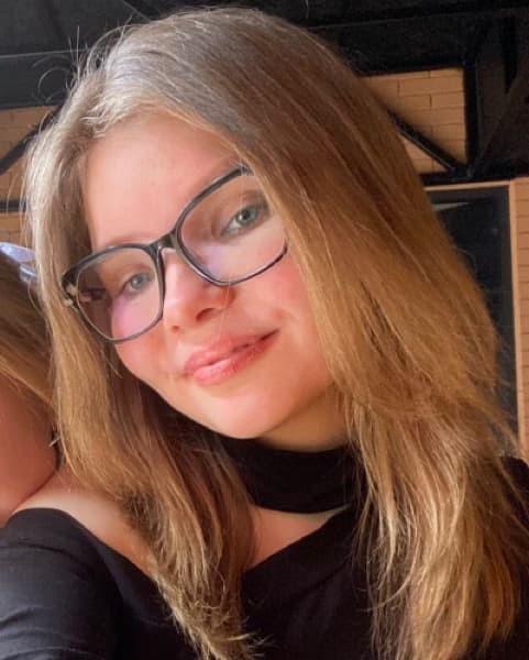 Profile photo of Elizaveta, English tutor at Wiingy 