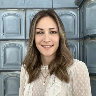 Profile photo of Eliza, Architecture tutor at Wiingy 