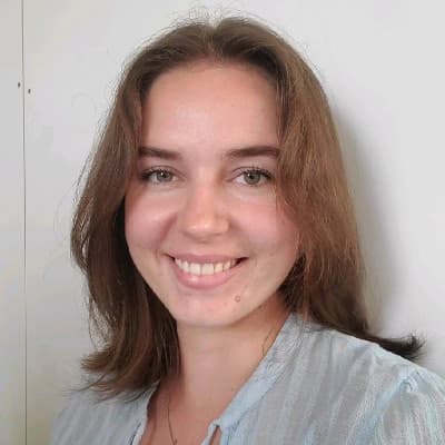 Profile photo of Eliza, AP tutor at Wiingy