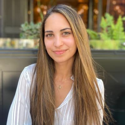 Profile photo of Ella	, Biology tutor at Wiingy 