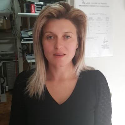 Profile photo of Ella, AP tutor at Wiingy 