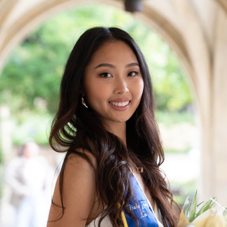 Profile photo of Eloise, Computer Science tutor at Wiingy 