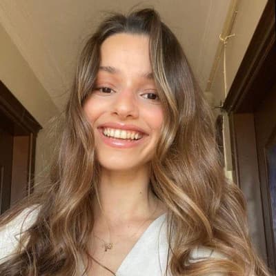 Profile photo of Elowen	, AP tutor at Wiingy 