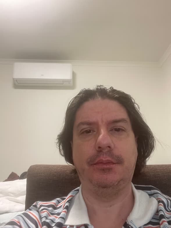 Profile photo of Eloy, Science tutor at Wiingy