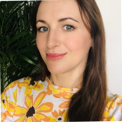 Profile photo of Elysia	, AP tutor at Wiingy 