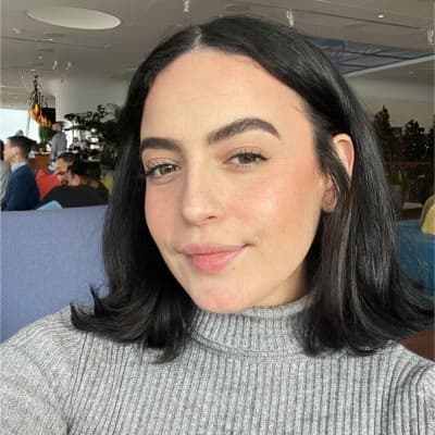 Profile photo of Elysia	, GED tutor at Wiingy 