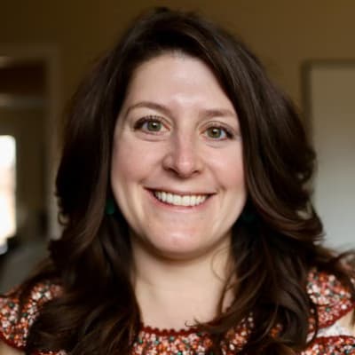 Profile photo of Evana, French tutor at Wiingy 