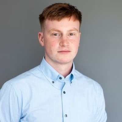 Profile photo of Evander, Yoga tutor at Wiingy 