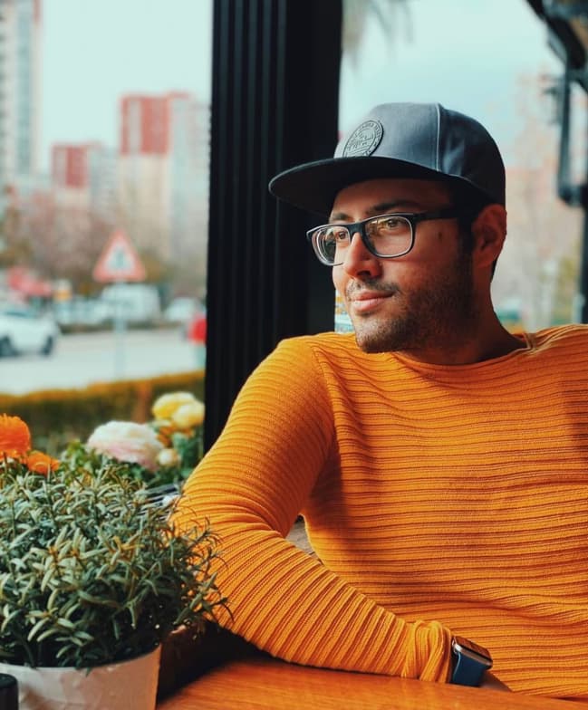 Profile photo of Farid, Singing tutor at Wiingy 