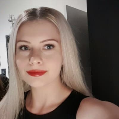 Profile photo of Forsythia	, Mathematics tutor at Wiingy 