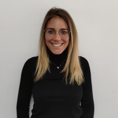 Profile photo of Freya, Economics tutor at Wiingy 