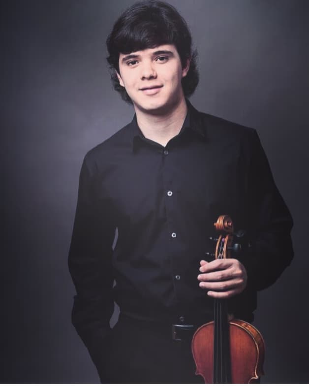 Profile photo of Diego, Violin tutor at Wiingy