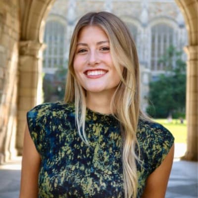 Profile photo of Grace, French tutor at Wiingy 