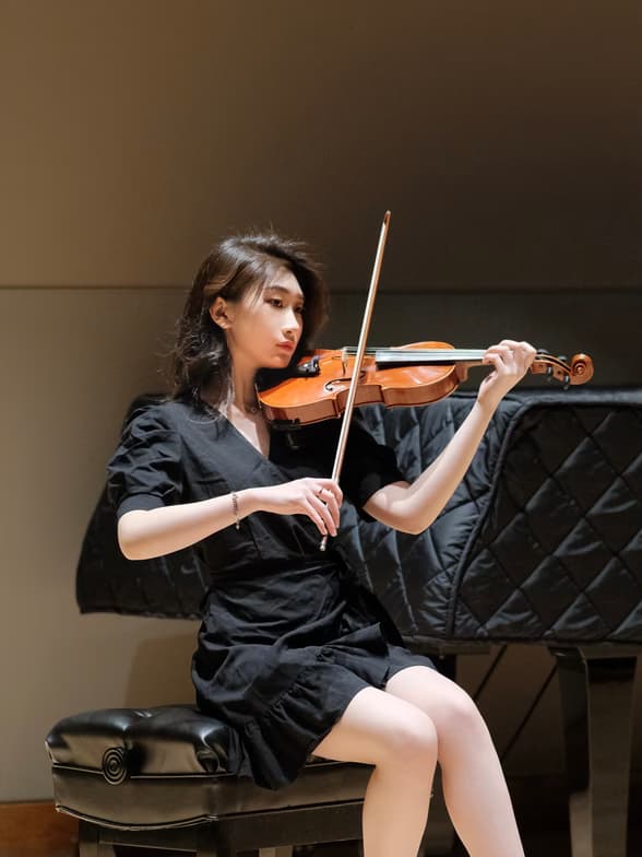 Profile photo of Grace, Violin tutor at Wiingy 