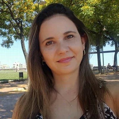 Profile photo of Hallie, Physics tutor at Wiingy 