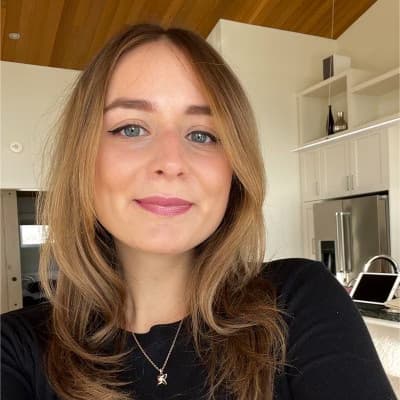 Profile photo of Harlow, Computer Science tutor at Wiingy 