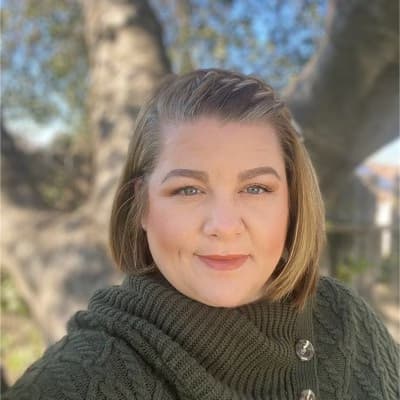 Profile photo of Harper, AP tutor at Wiingy 