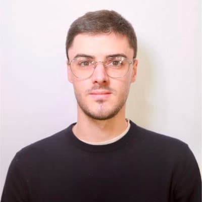 Profile photo of Henry, Piano tutor at Wiingy 