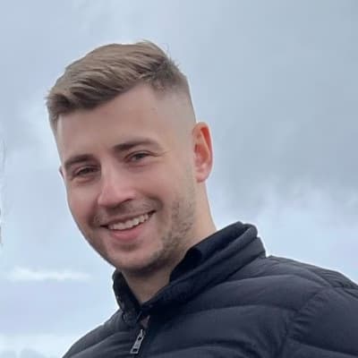 Profile photo of Holden, GED tutor at Wiingy 