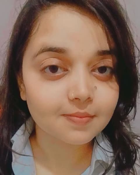 Profile photo of Sanskriti, Engineering tutor at Wiingy