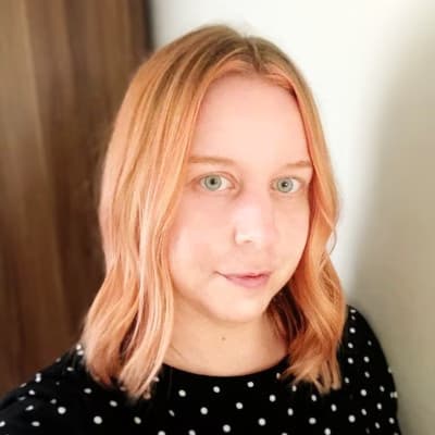 Profile photo of Iris, AP tutor at Wiingy 