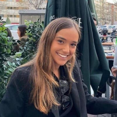 Profile photo of Iris, AP tutor at Wiingy 