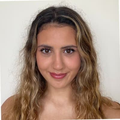 Profile photo of Isabella, ACT tutor at Wiingy 