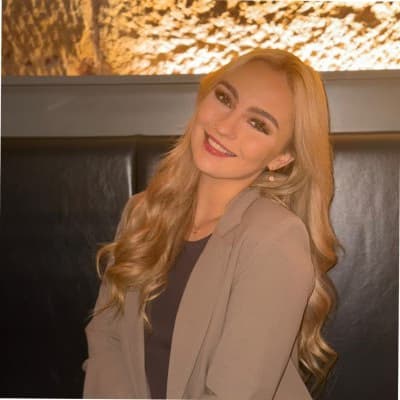 Profile photo of Quilla, AP tutor at Wiingy 