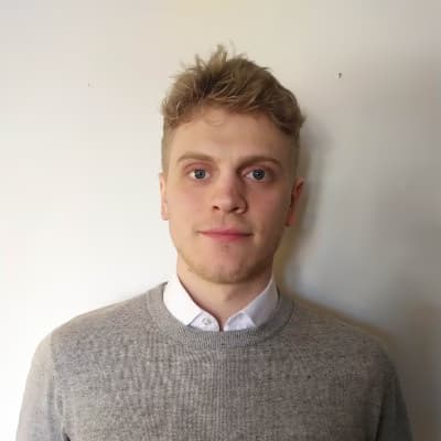 Profile photo of James, AP tutor at Wiingy 